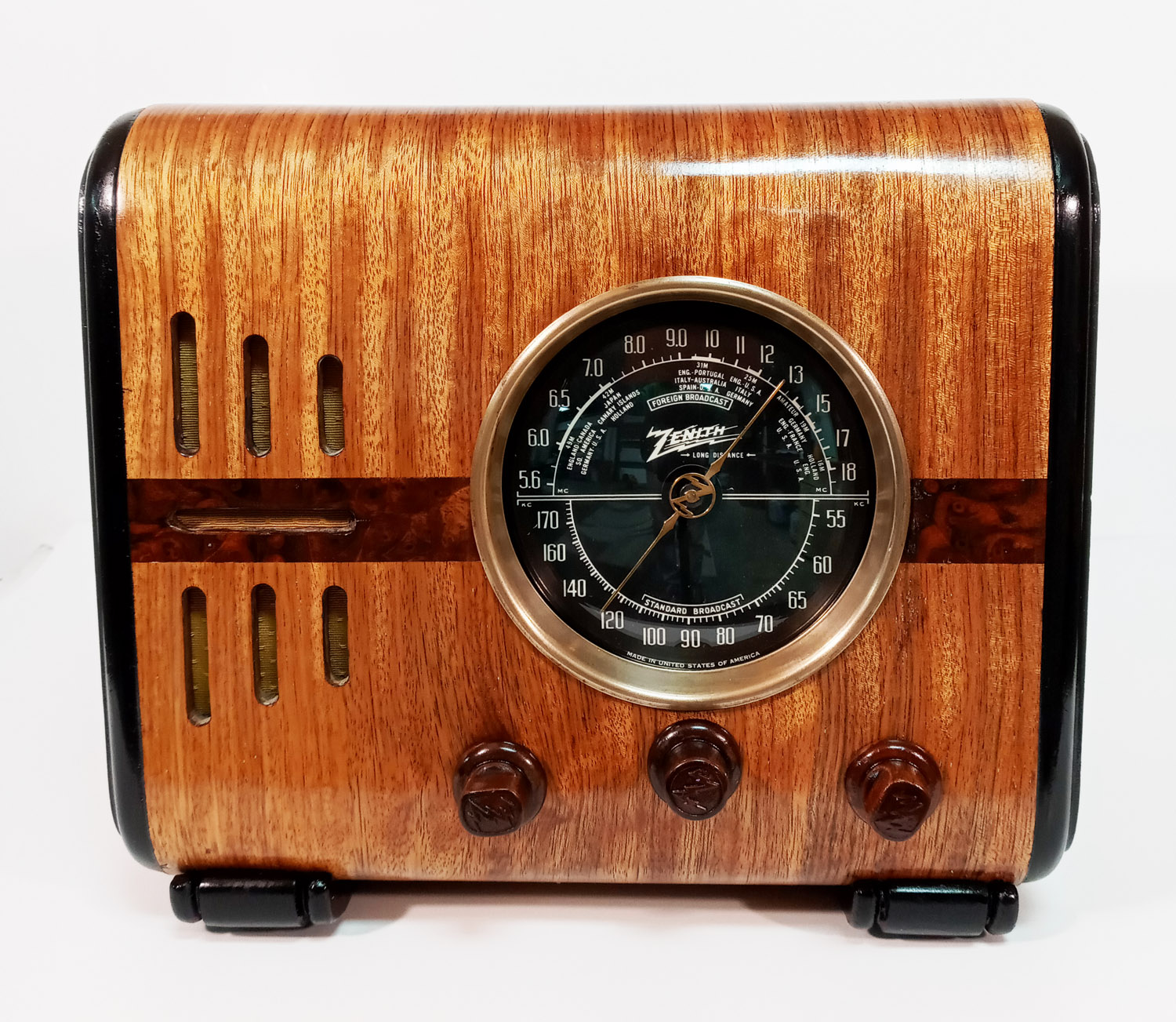 Vintage table orders top radio
